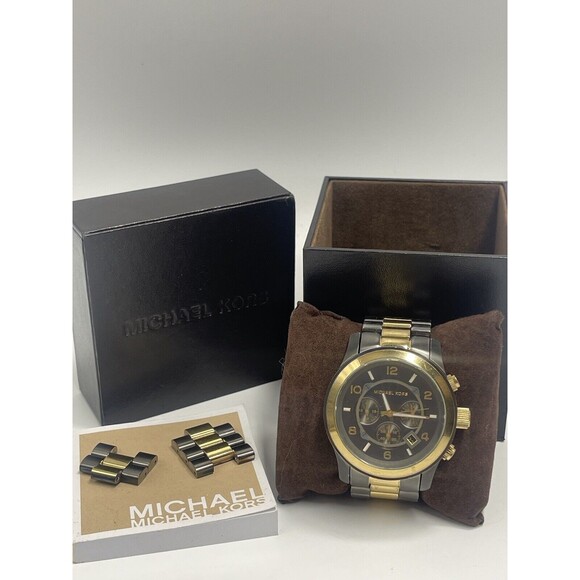 Michael Kors MK 8160 Runway Watch Unisex Working Battery - Picture 2 of 13